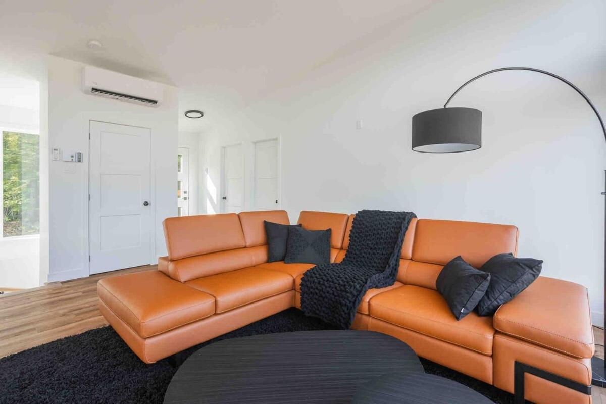 Huge Modern Chalet With Spa And Lake Access Saint-Gabriel-de-Brandon ภายนอก รูปภาพ