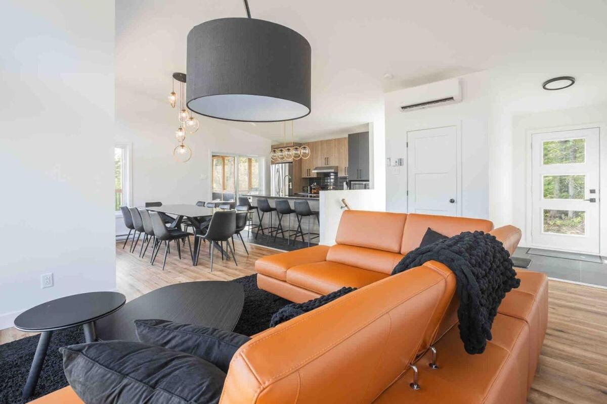 Huge Modern Chalet With Spa And Lake Access Saint-Gabriel-de-Brandon ภายนอก รูปภาพ