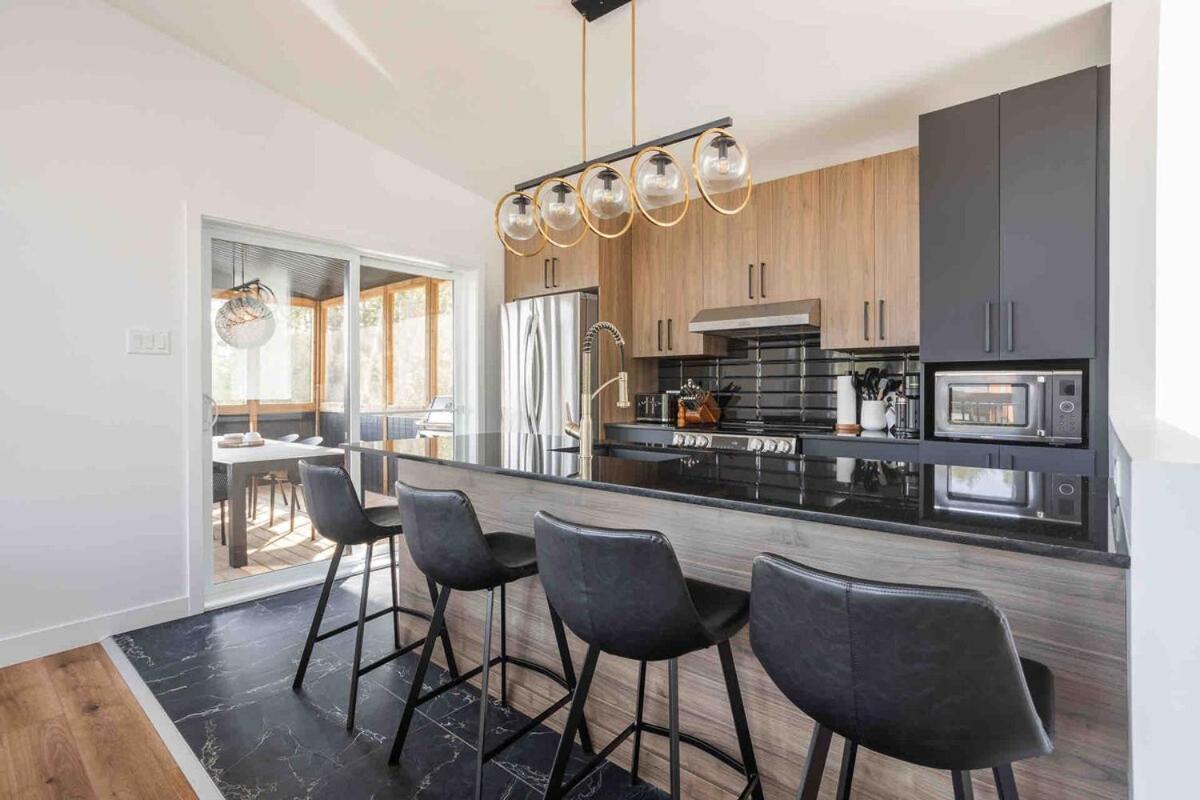 Huge Modern Chalet With Spa And Lake Access Saint-Gabriel-de-Brandon ภายนอก รูปภาพ